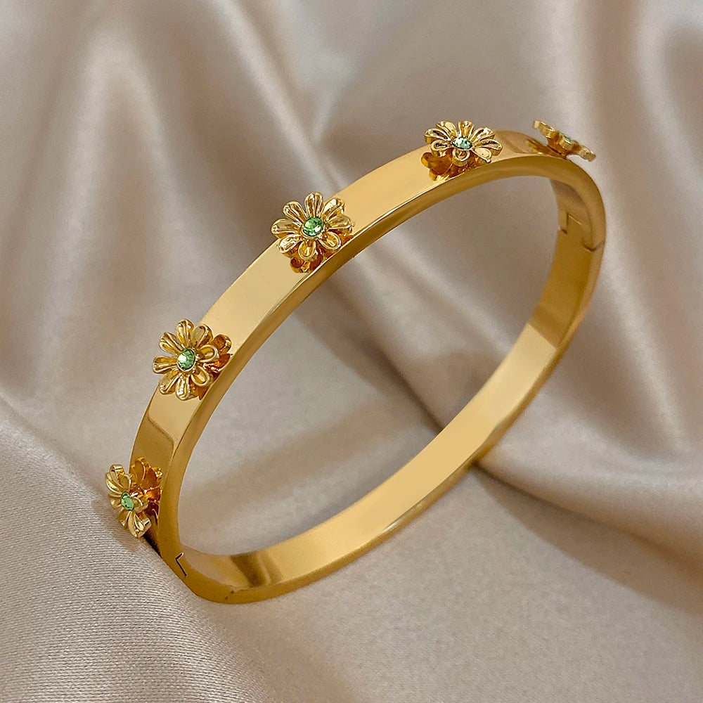 Fashion Stainless Steel Flower Inlay Rhinestone