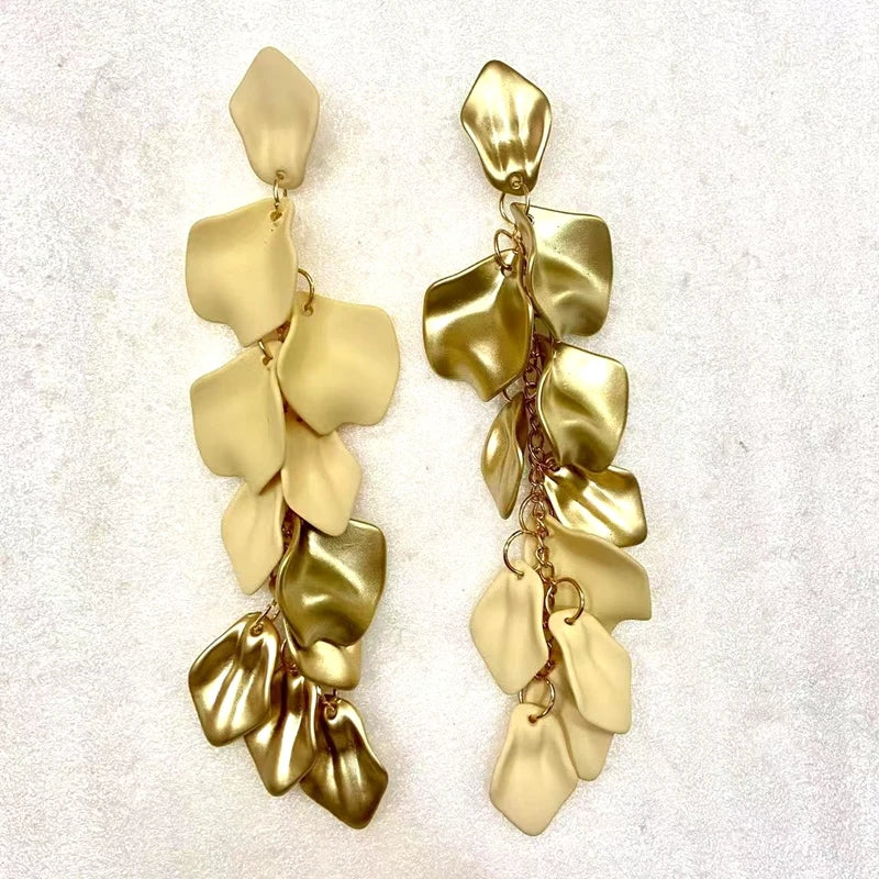 Acrylic Flower Tassel Long Earrings – Statement Jewelry for Women