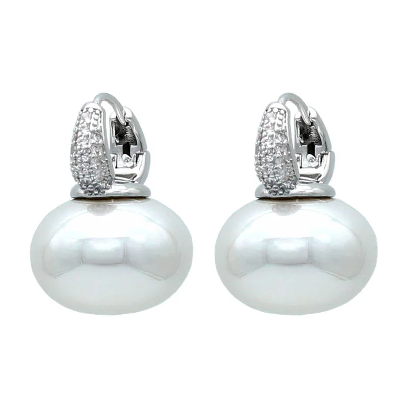 Bread Pearl Dangle Earrings – Elegant Round Drop Design