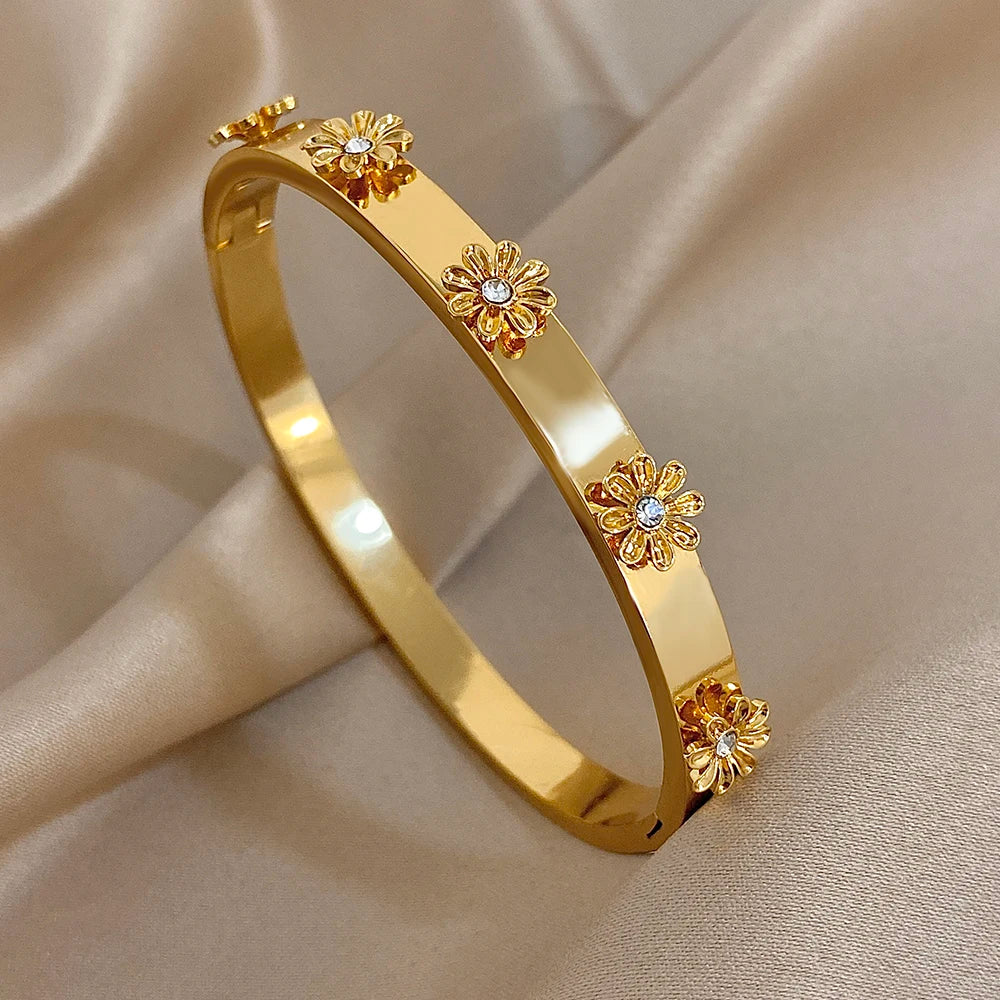 Fashion Stainless Steel Flower Inlay Rhinestone