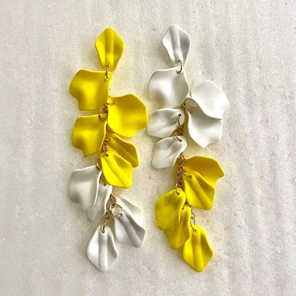 Acrylic Flower Tassel Long Earrings – Statement Jewelry for Women