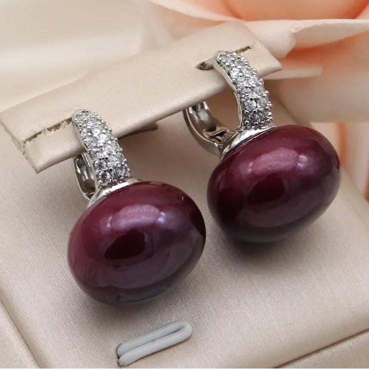 Bread Pearl Dangle Earrings – Elegant Round Drop Design