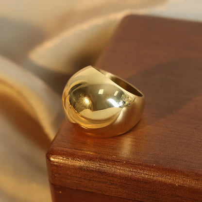 Oval Chunky Statement Ring in 18K Gold Stainless Steel